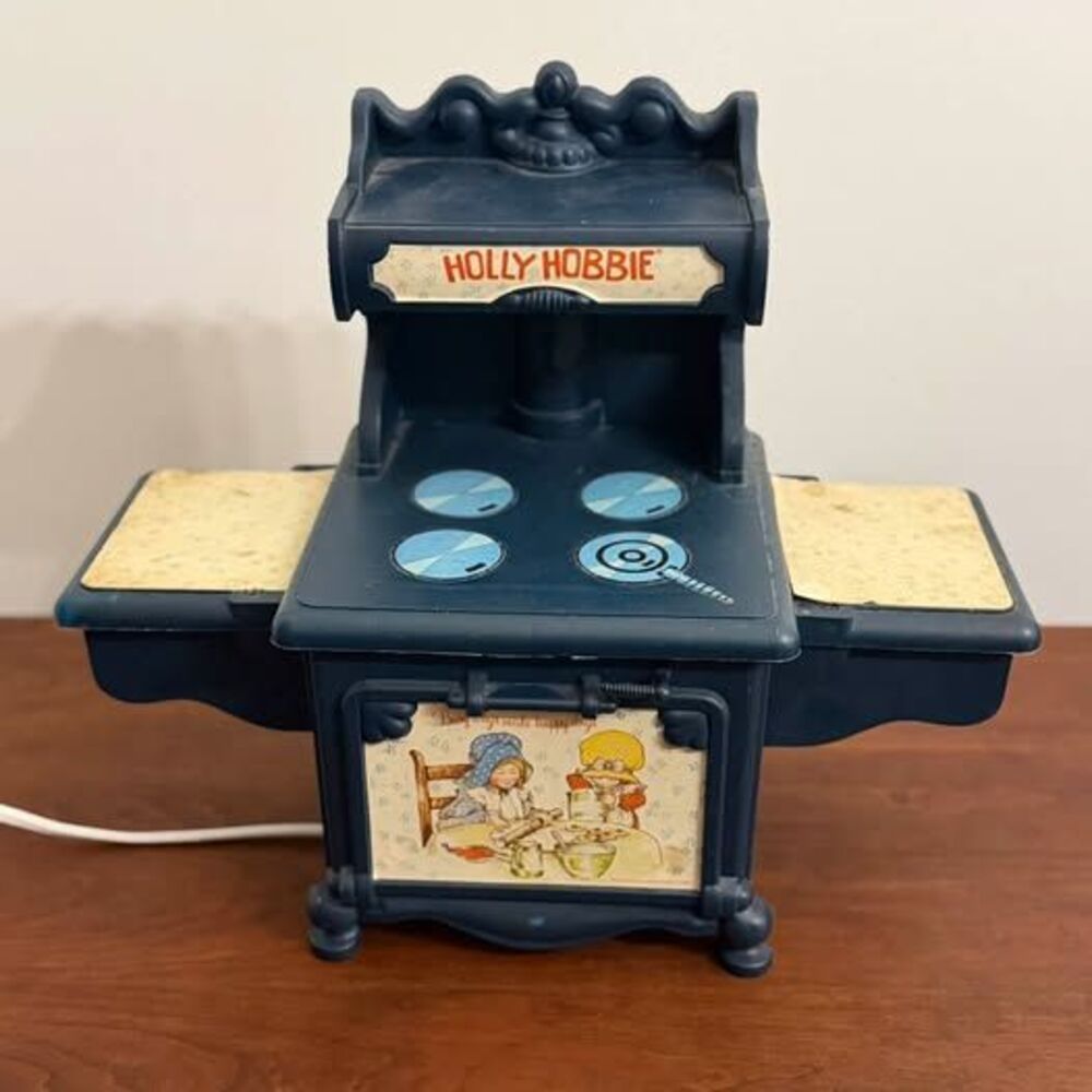 Vintage Holly Hobbie Electric Baking Oven Toy Model 7300